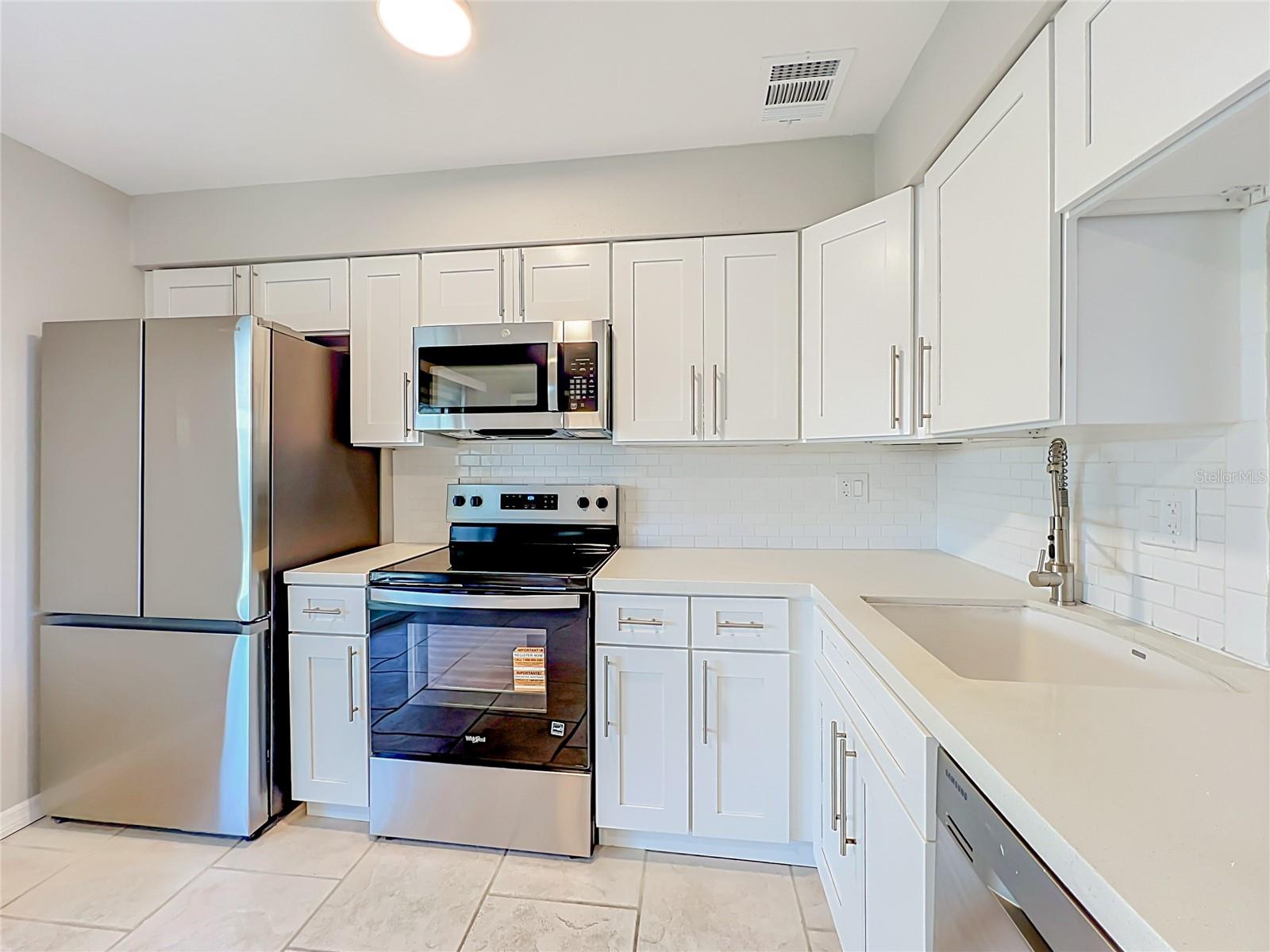 VILLAS AT NEWFOUND HARBOR - Residential