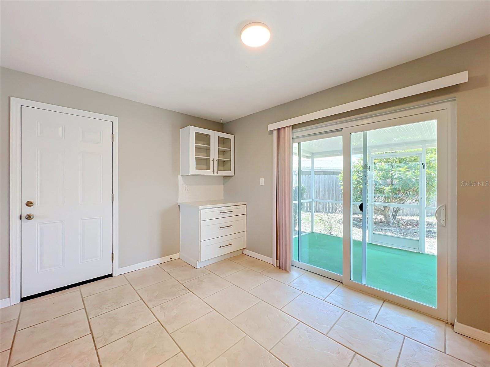 VILLAS AT NEWFOUND HARBOR - Residential