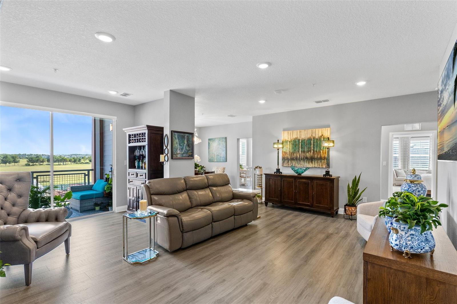 GATHERINGS OF LAKE NONA 2 CONDOMINIUM - Residential