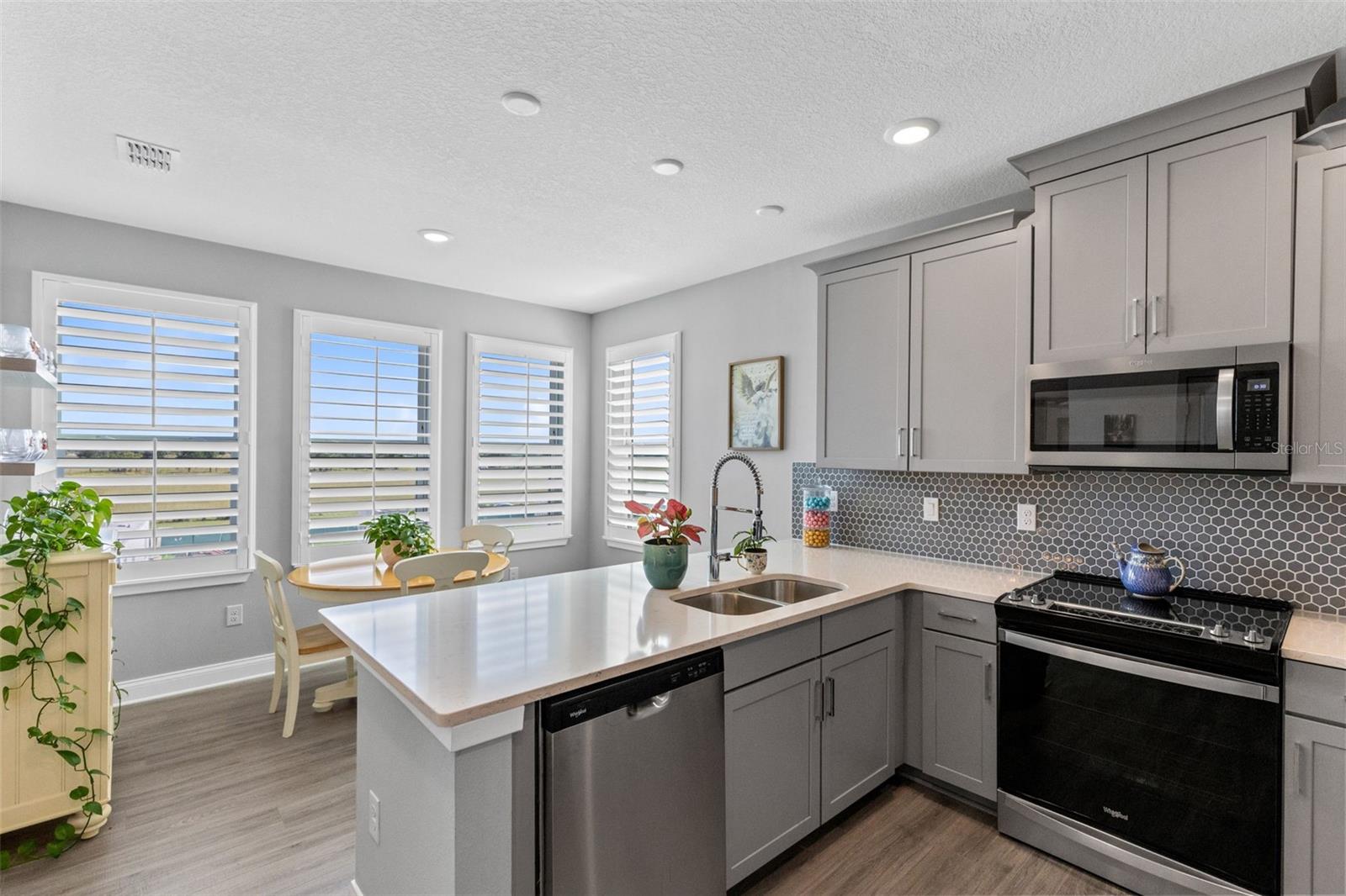 GATHERINGS OF LAKE NONA 2 CONDOMINIUM - Residential