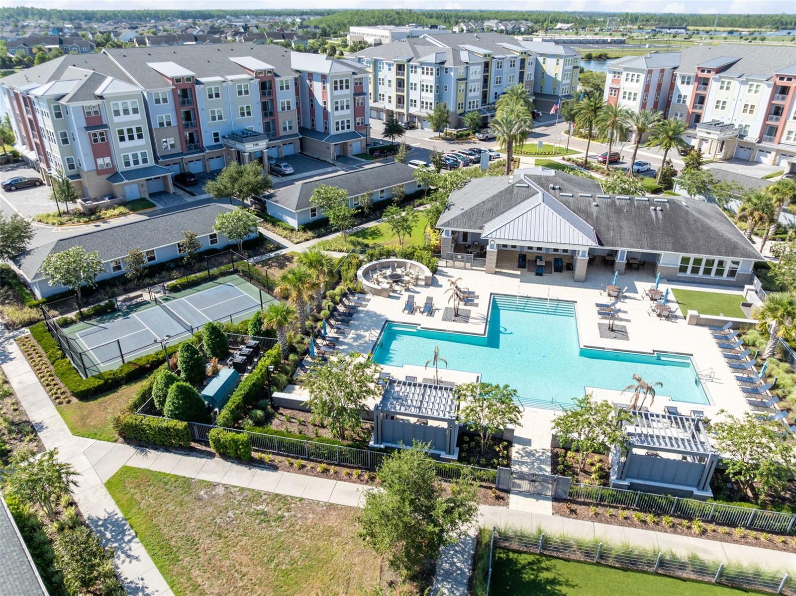 GATHERINGS OF LAKE NONA 2 CONDOMINIUM - Residential