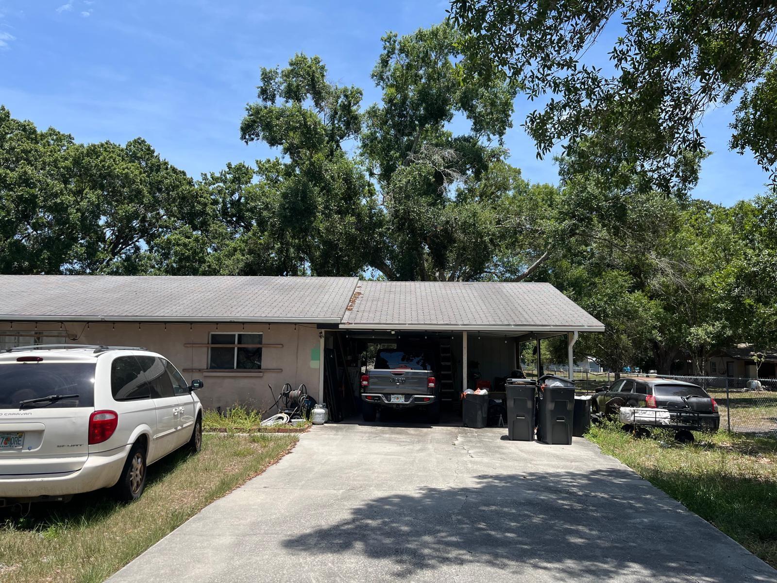 Nestled on a spacious 1-acre lot in a growing Bradenton location, this 3-bedroom, 2-bath single-family home offers an exceptional opportunity for homeowners, investors, and value-add buyers alike. Built in 1981 and featuring 1,780 square feet of living space, the property combines solid fundamentals with significant upside potential.