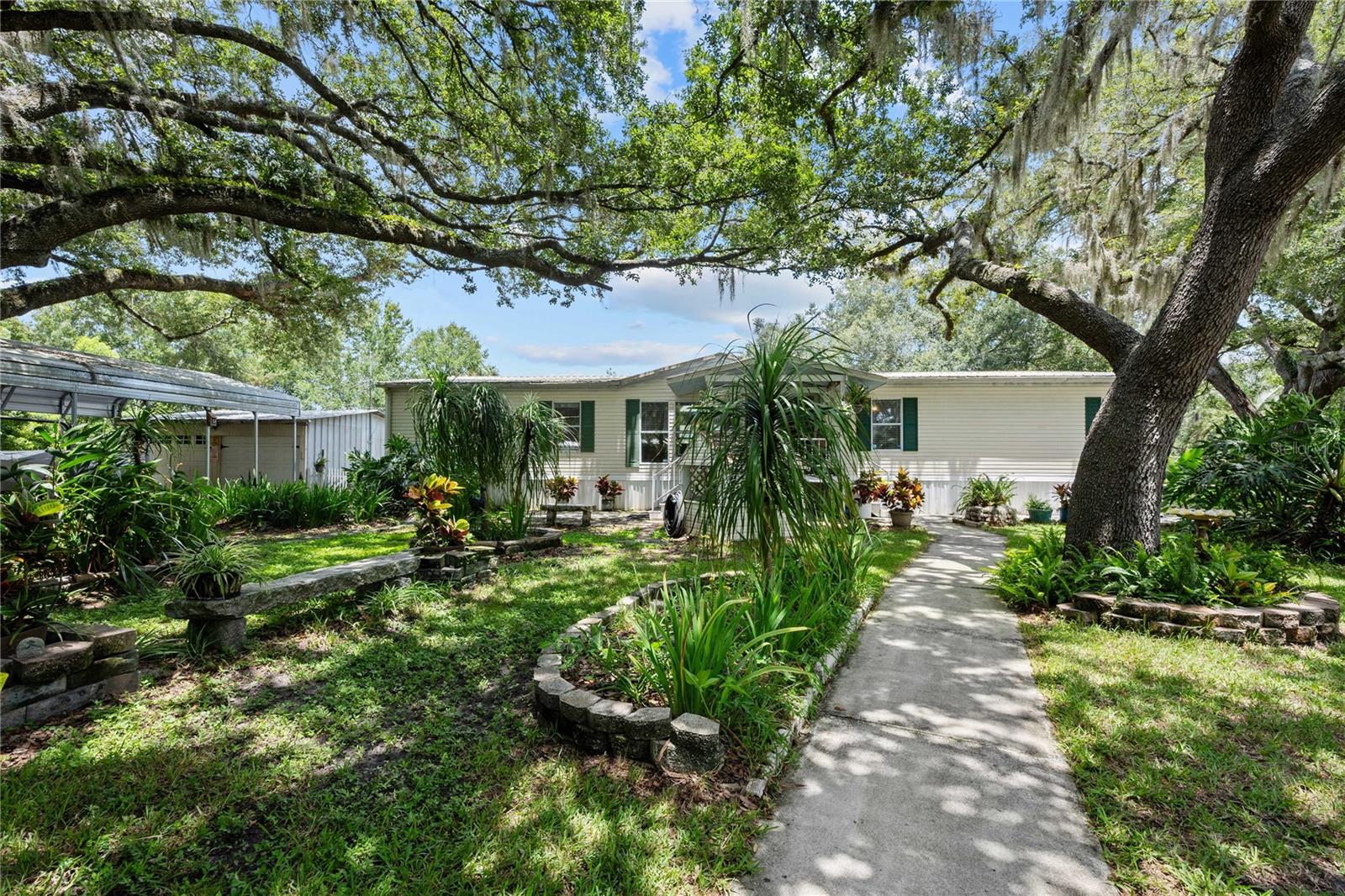 ACREAGE - Residential