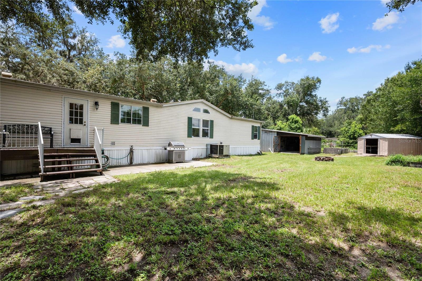 ACREAGE - Residential