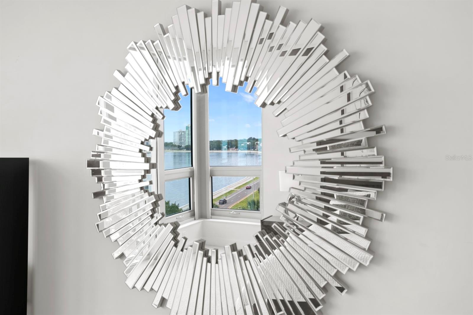 VIRAGE BAYSHORE - Residential
