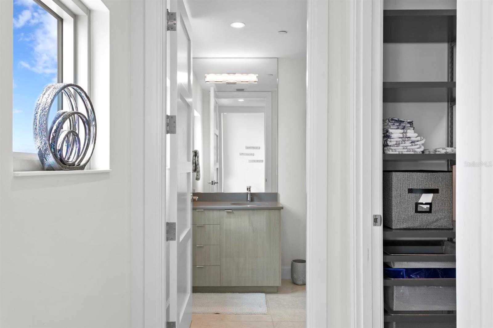 VIRAGE BAYSHORE - Residential
