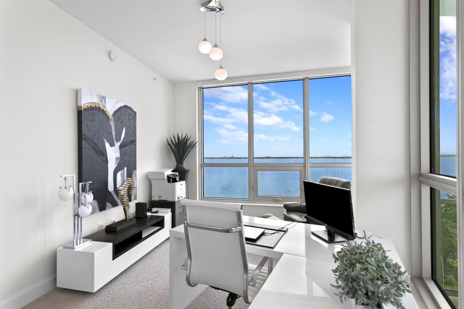 VIRAGE BAYSHORE - Residential