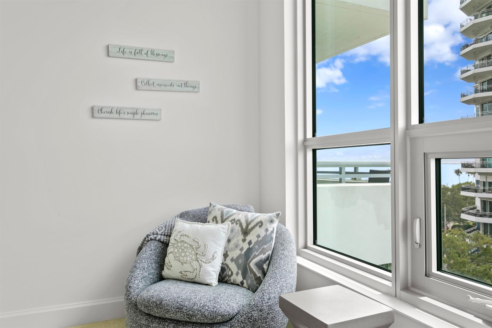 VIRAGE BAYSHORE - Residential