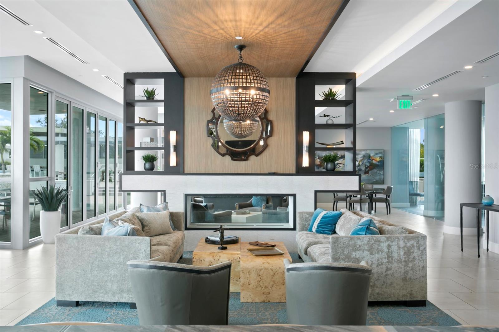 VIRAGE BAYSHORE - Residential