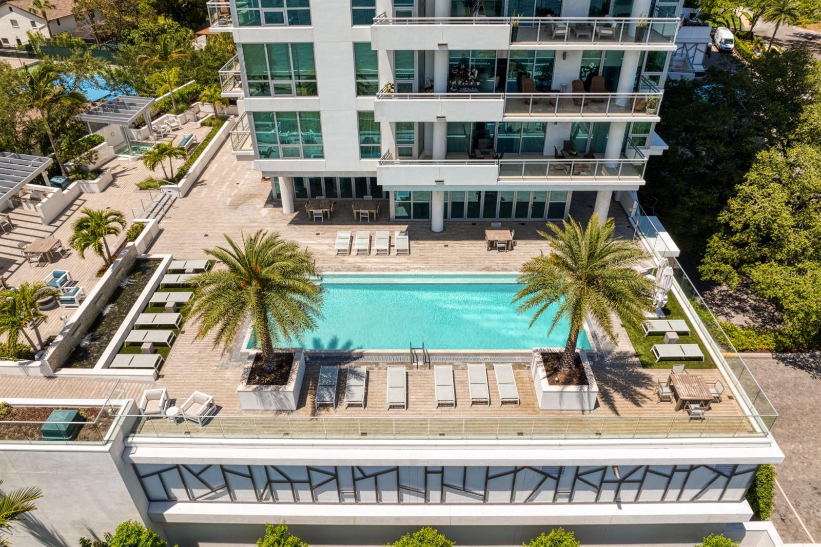 VIRAGE BAYSHORE - Residential