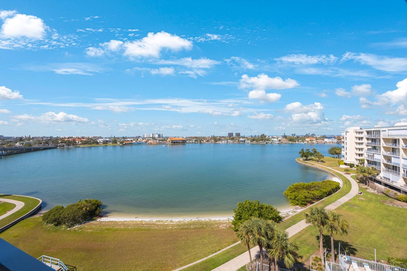 HARBOURSIDE CONDO - Residential