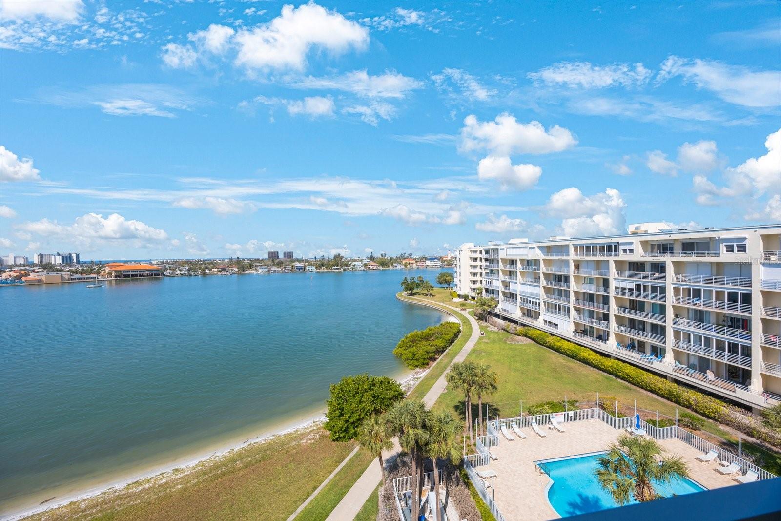 HARBOURSIDE CONDO - Residential