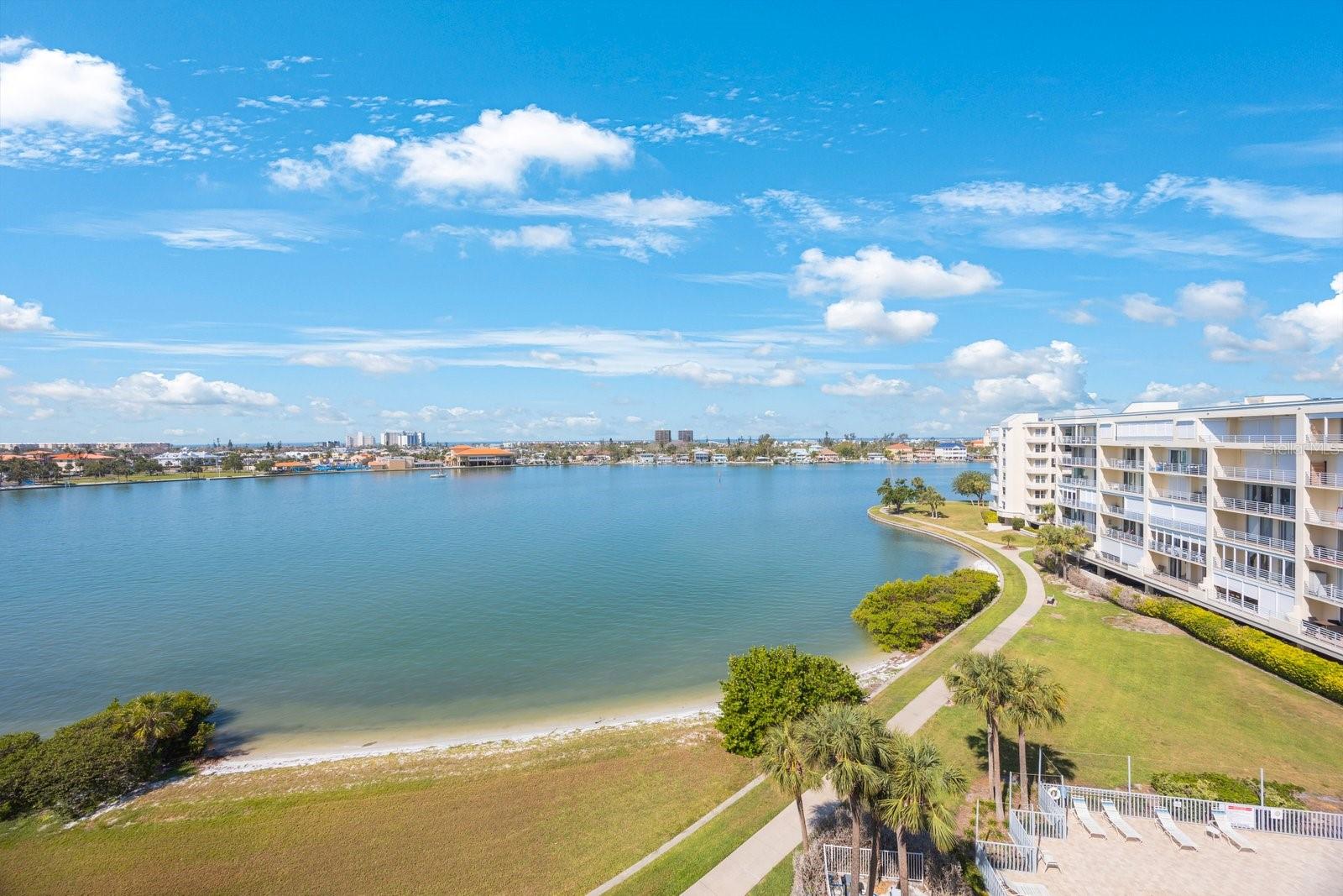 HARBOURSIDE CONDO - Residential