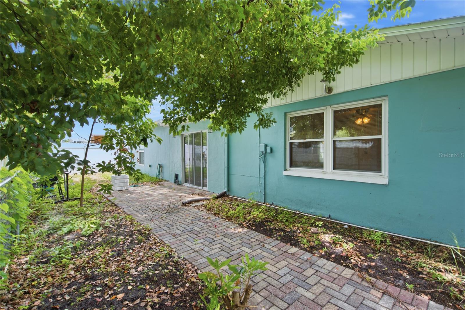 HILLANDALE - Residential