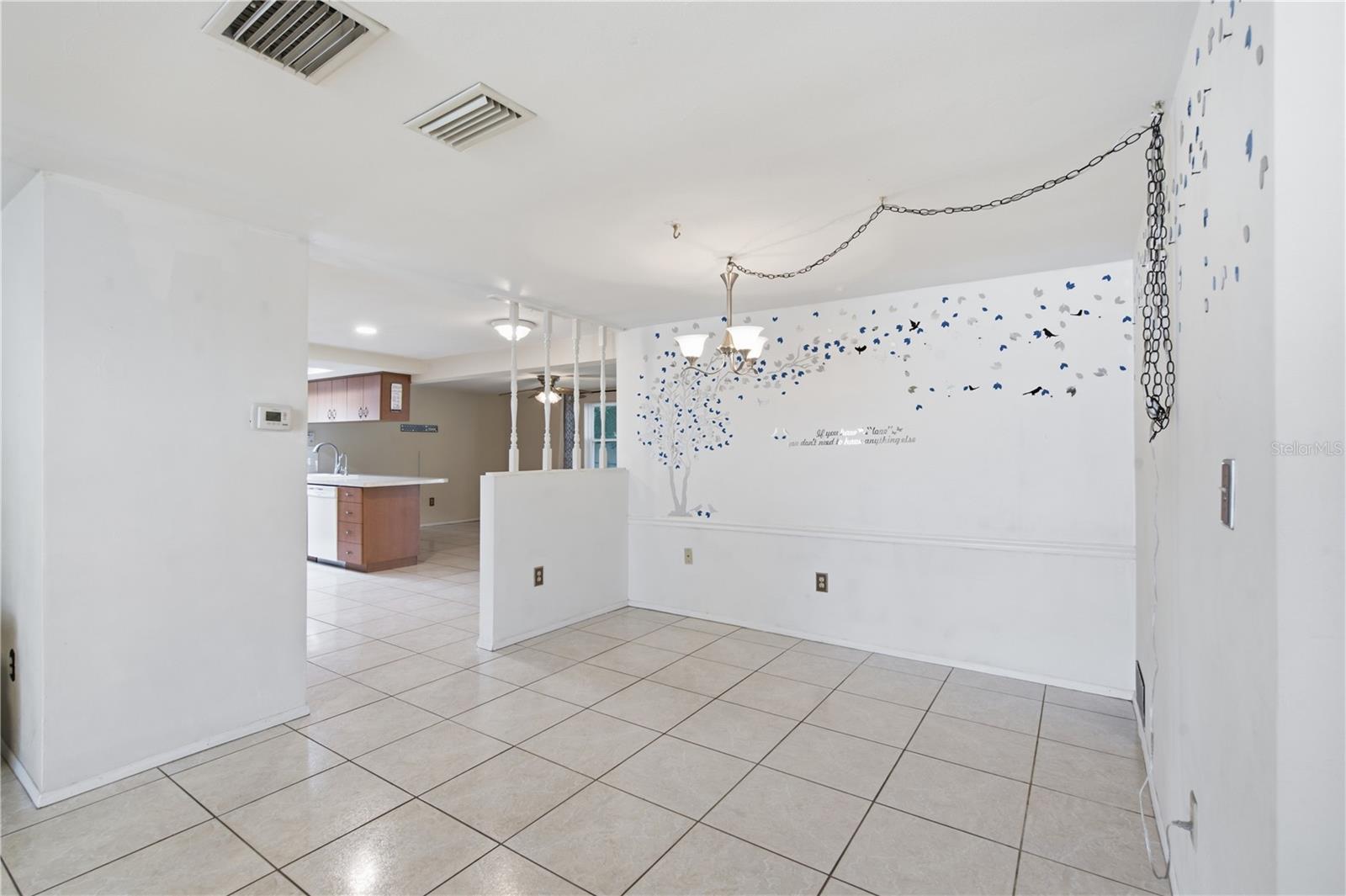 HILLANDALE - Residential