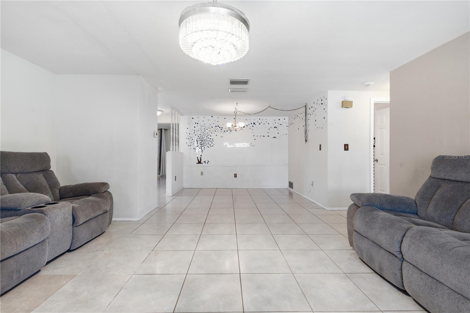 HILLANDALE - Residential