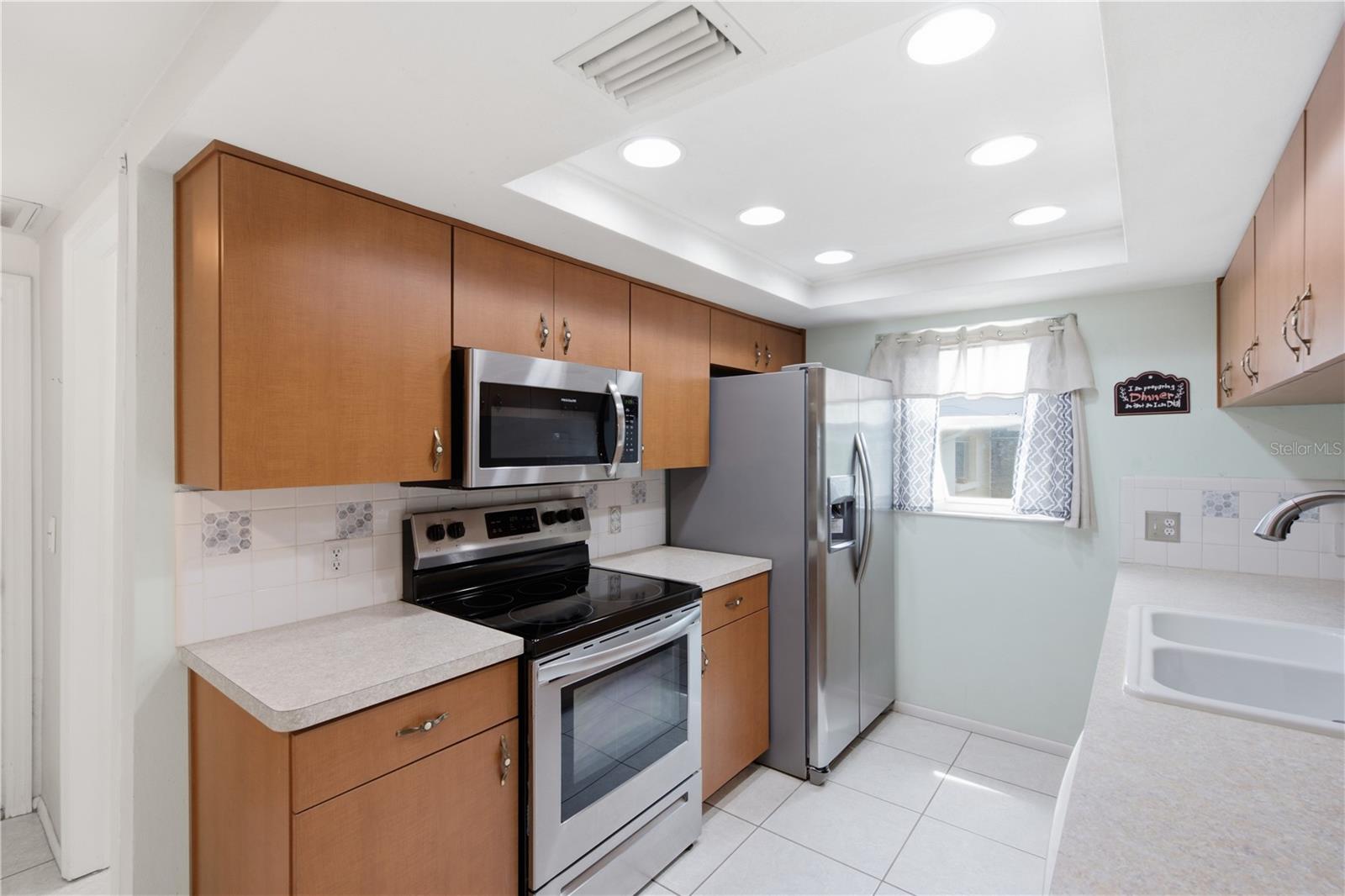 HILLANDALE - Residential