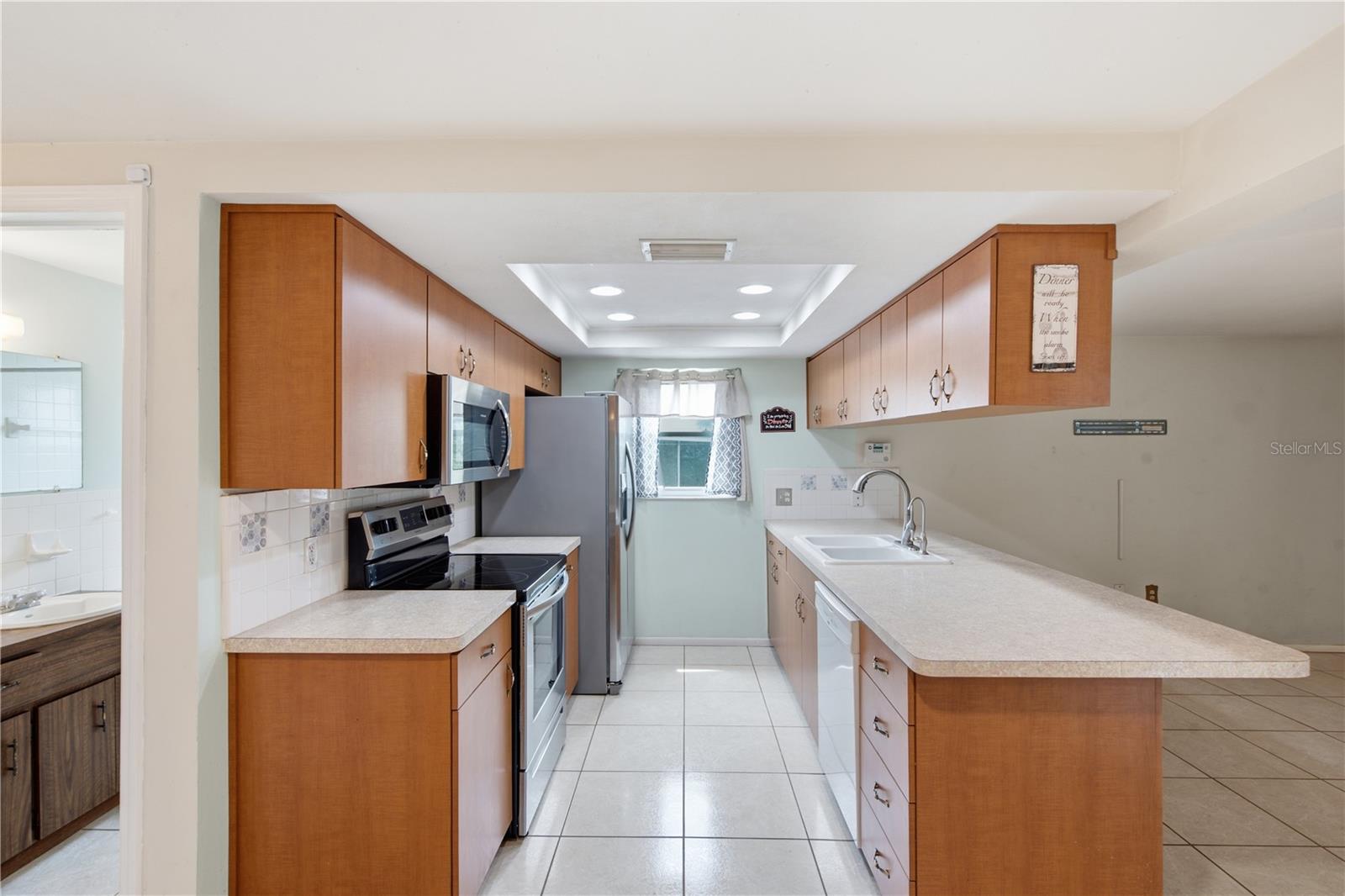 HILLANDALE - Residential