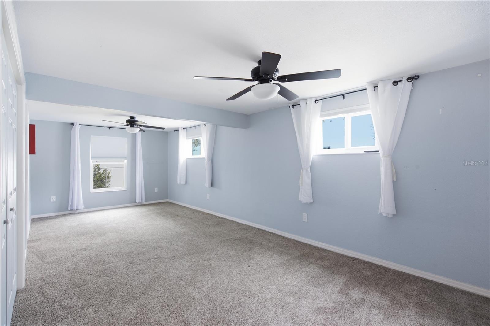 HILLANDALE - Residential