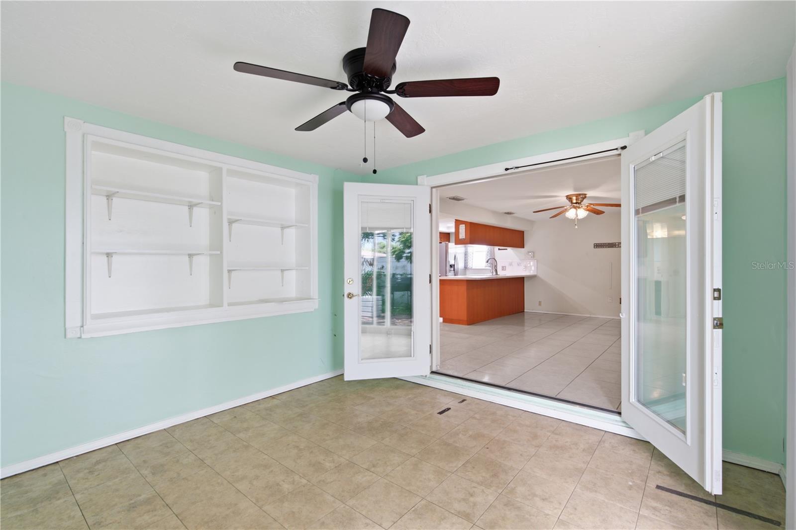 HILLANDALE - Residential