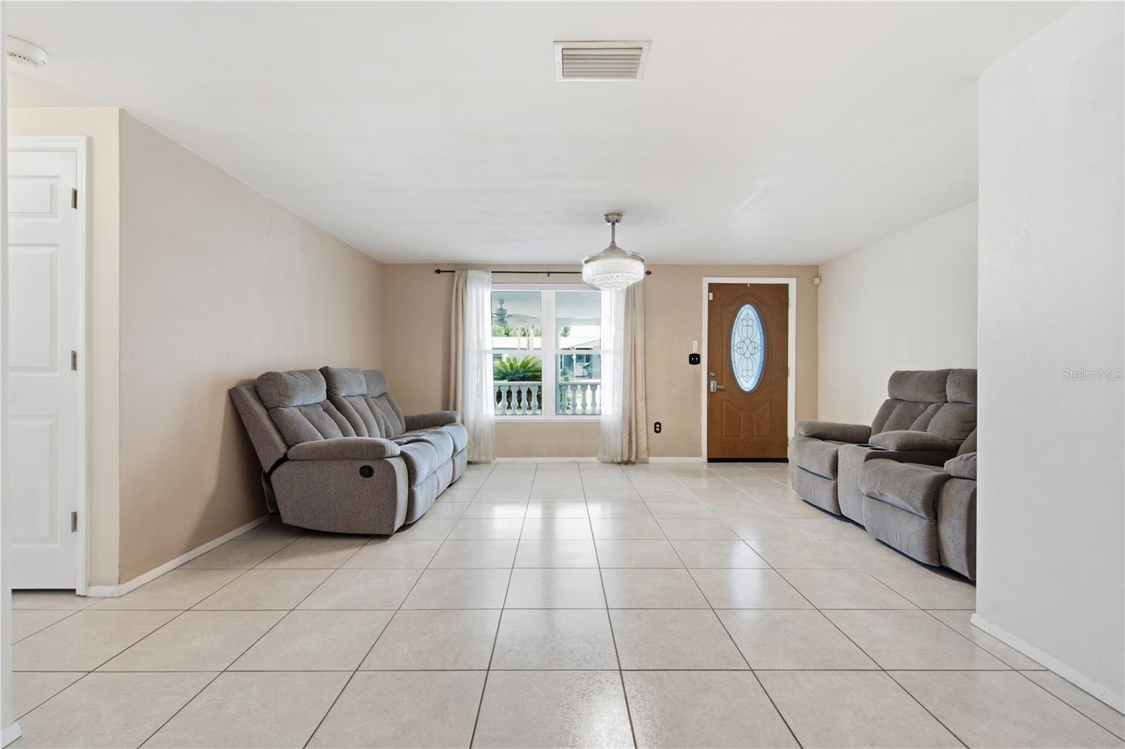 HILLANDALE - Residential