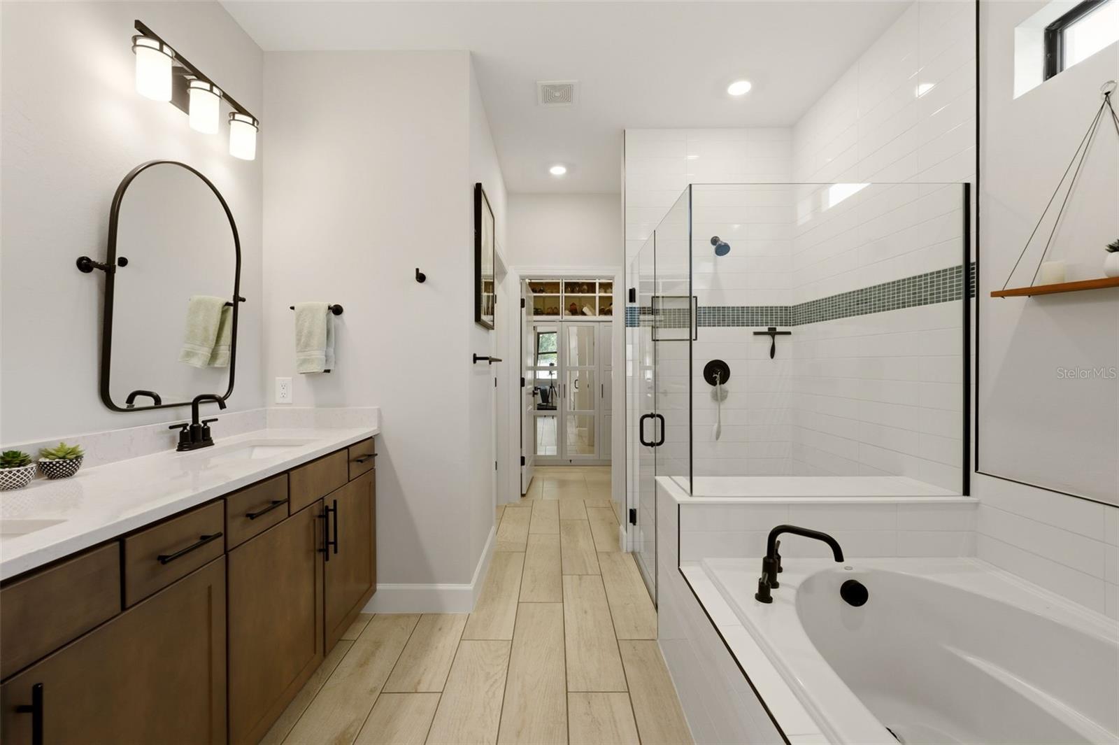 MAGNOLIA RANCH - Residential
