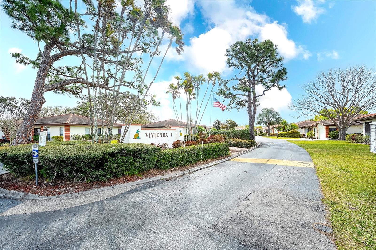 VIVIENDA AT BRADENTON I CONDO - Residential