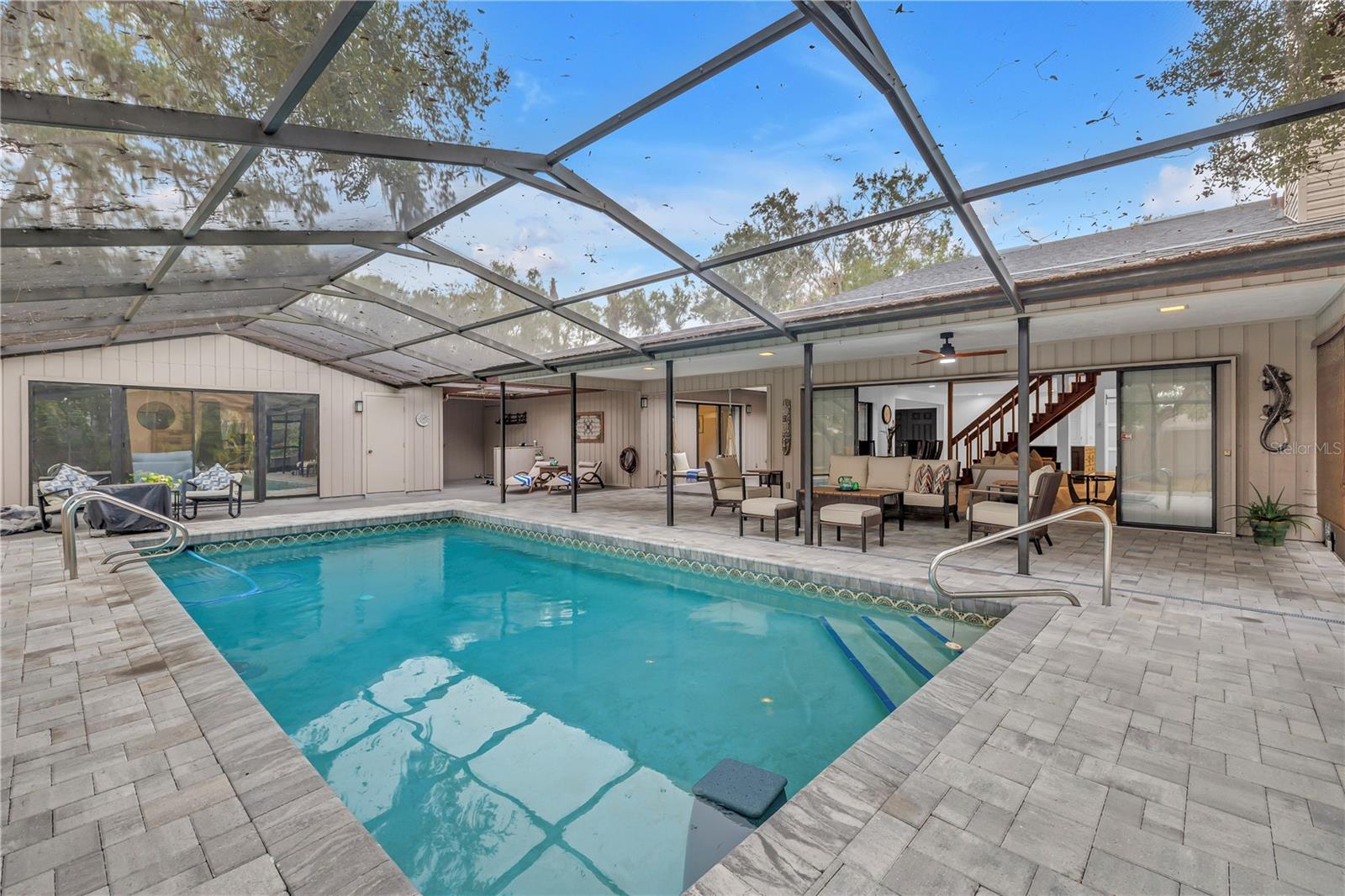 HIDDEN OAKS ESTATES - Residential