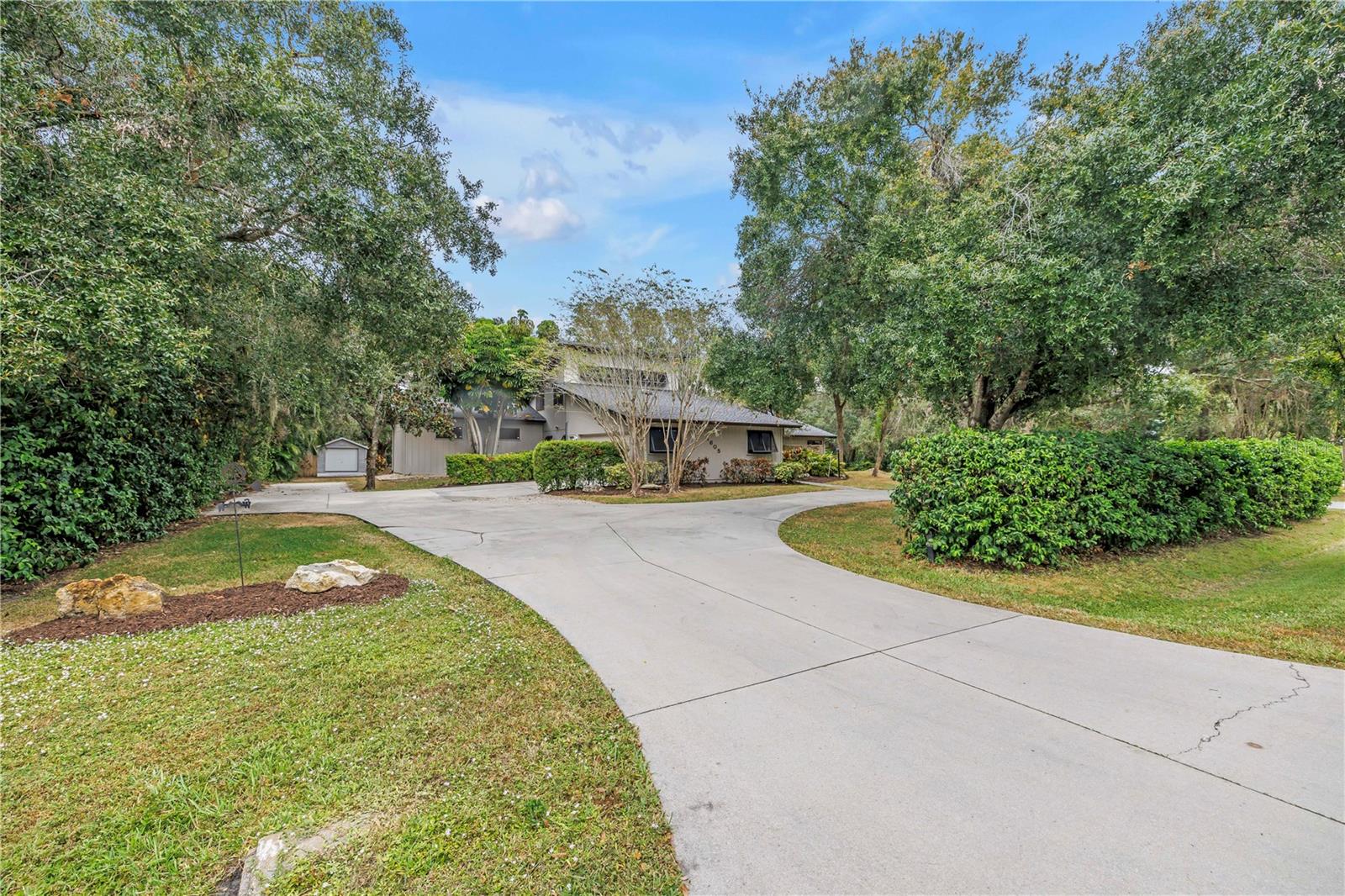 HIDDEN OAKS ESTATES - Residential