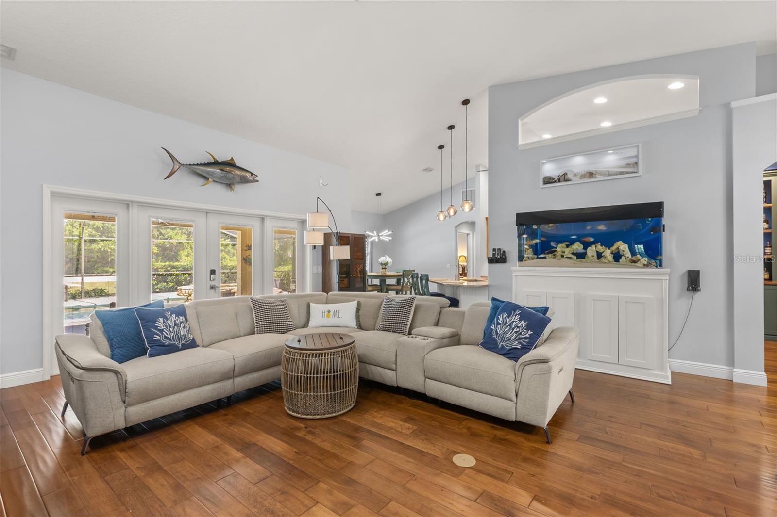 OLD MILL RUN - Residential