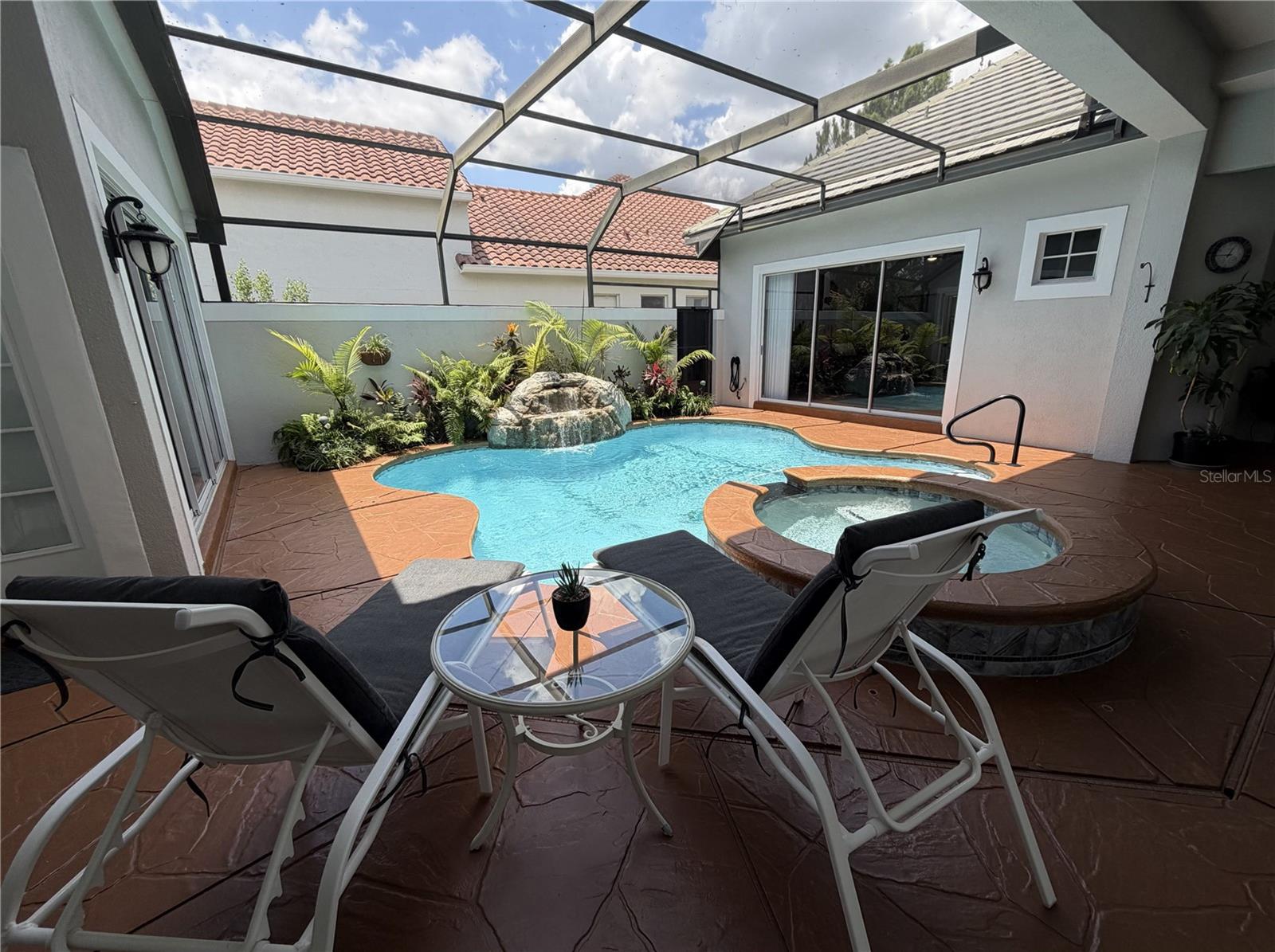 STONEYBROOK - Residential
