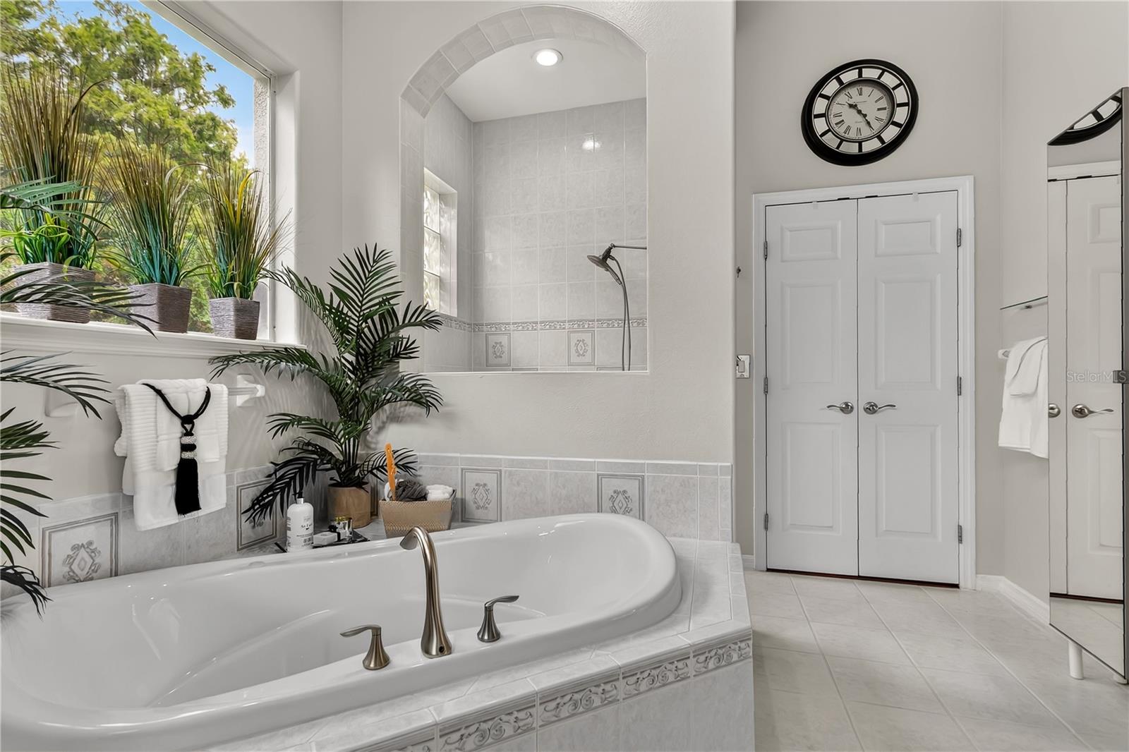 STONEYBROOK - Residential