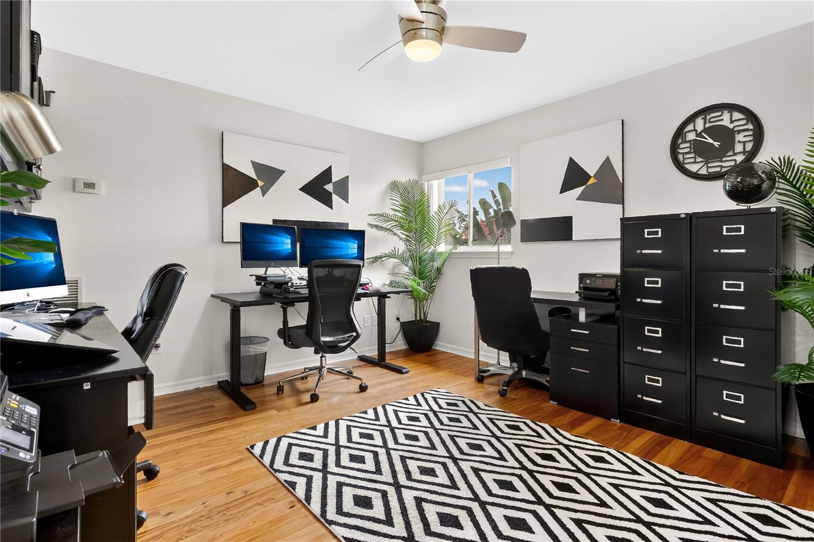 STONEYBROOK - Residential