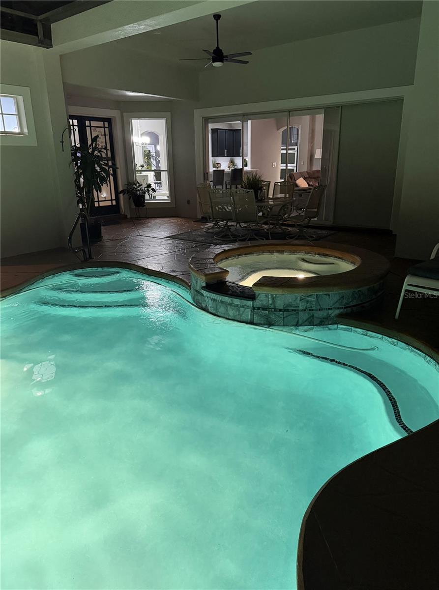 STONEYBROOK - Residential