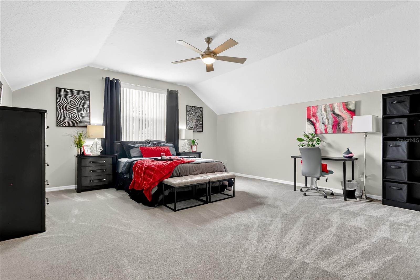 STONEYBROOK - Residential