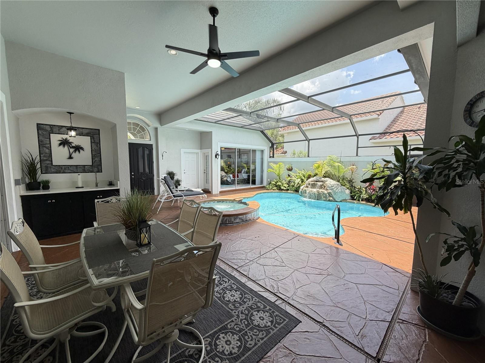 STONEYBROOK - Residential