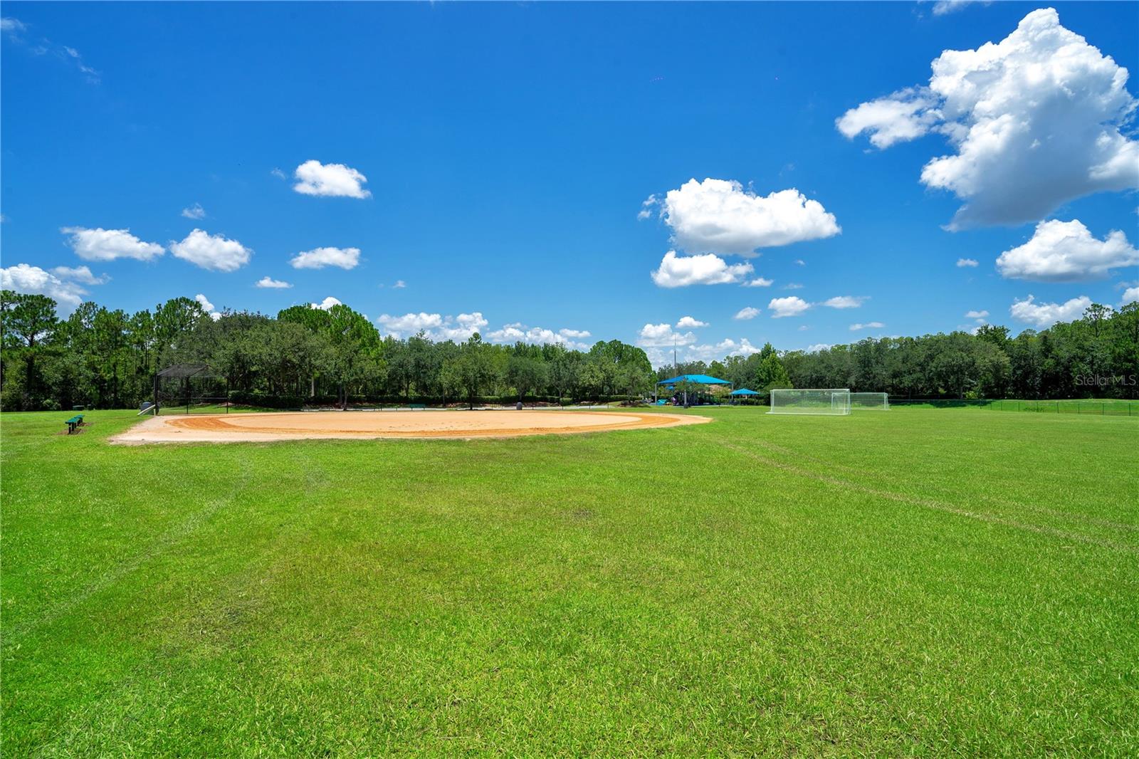 STONEYBROOK - Residential