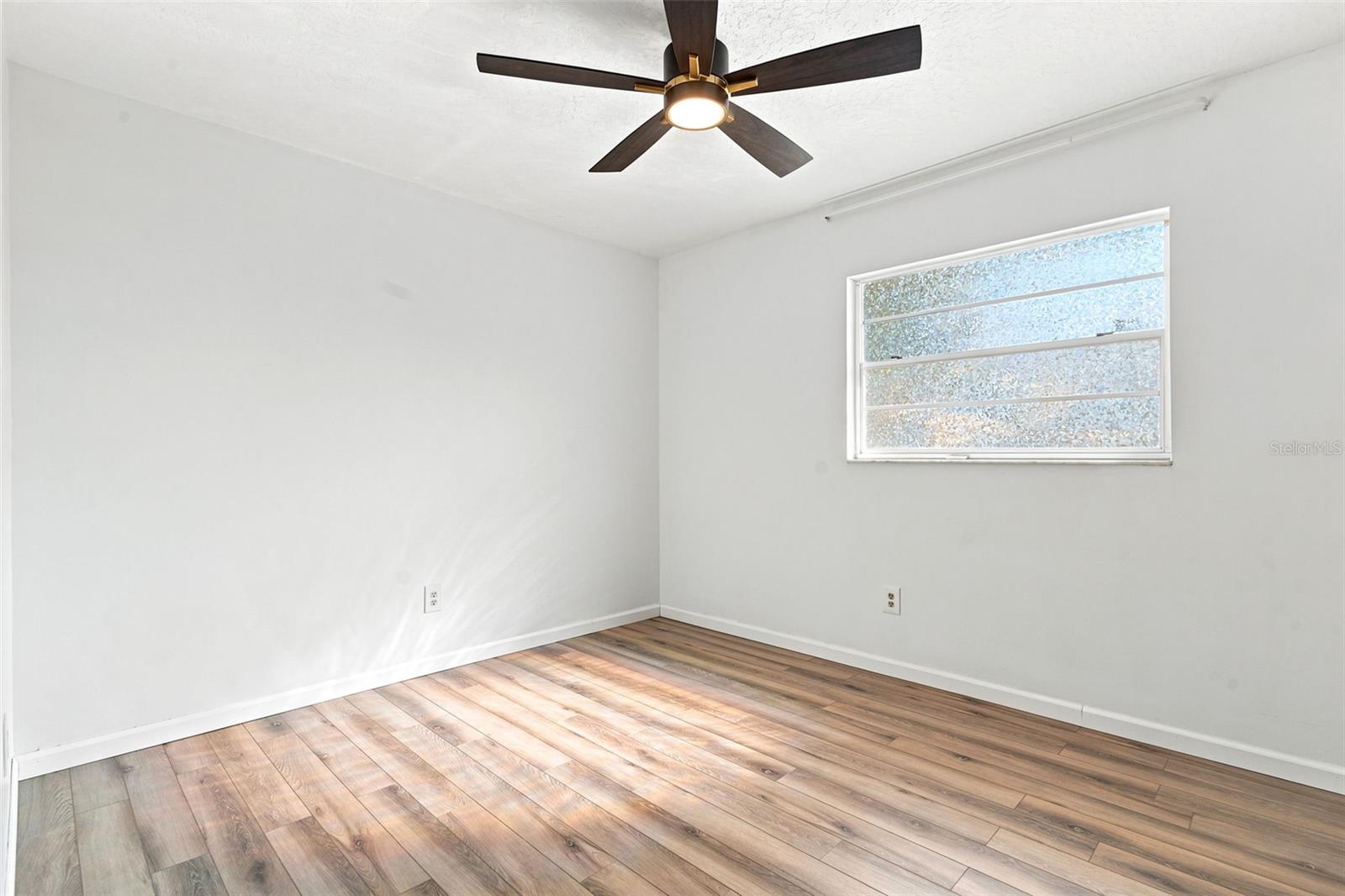 DELTONA LAKES UNIT 08 - Residential