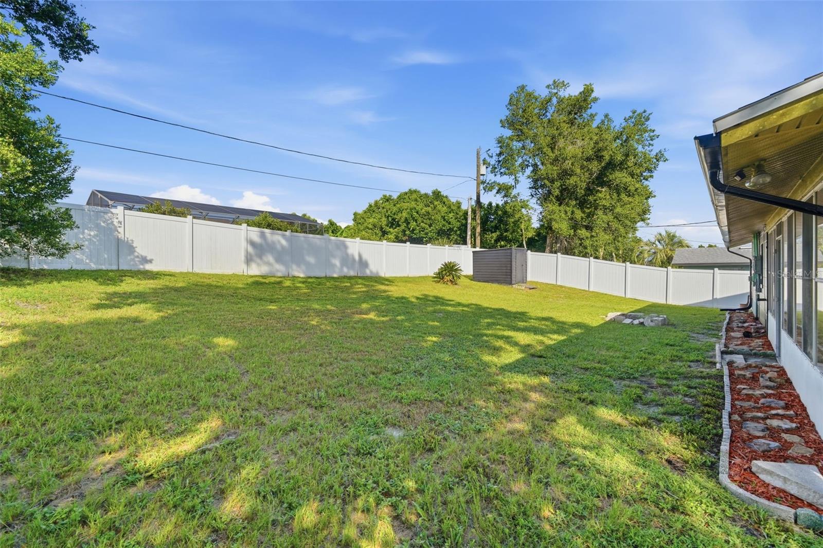 DELTONA LAKES UNIT 08 - Residential