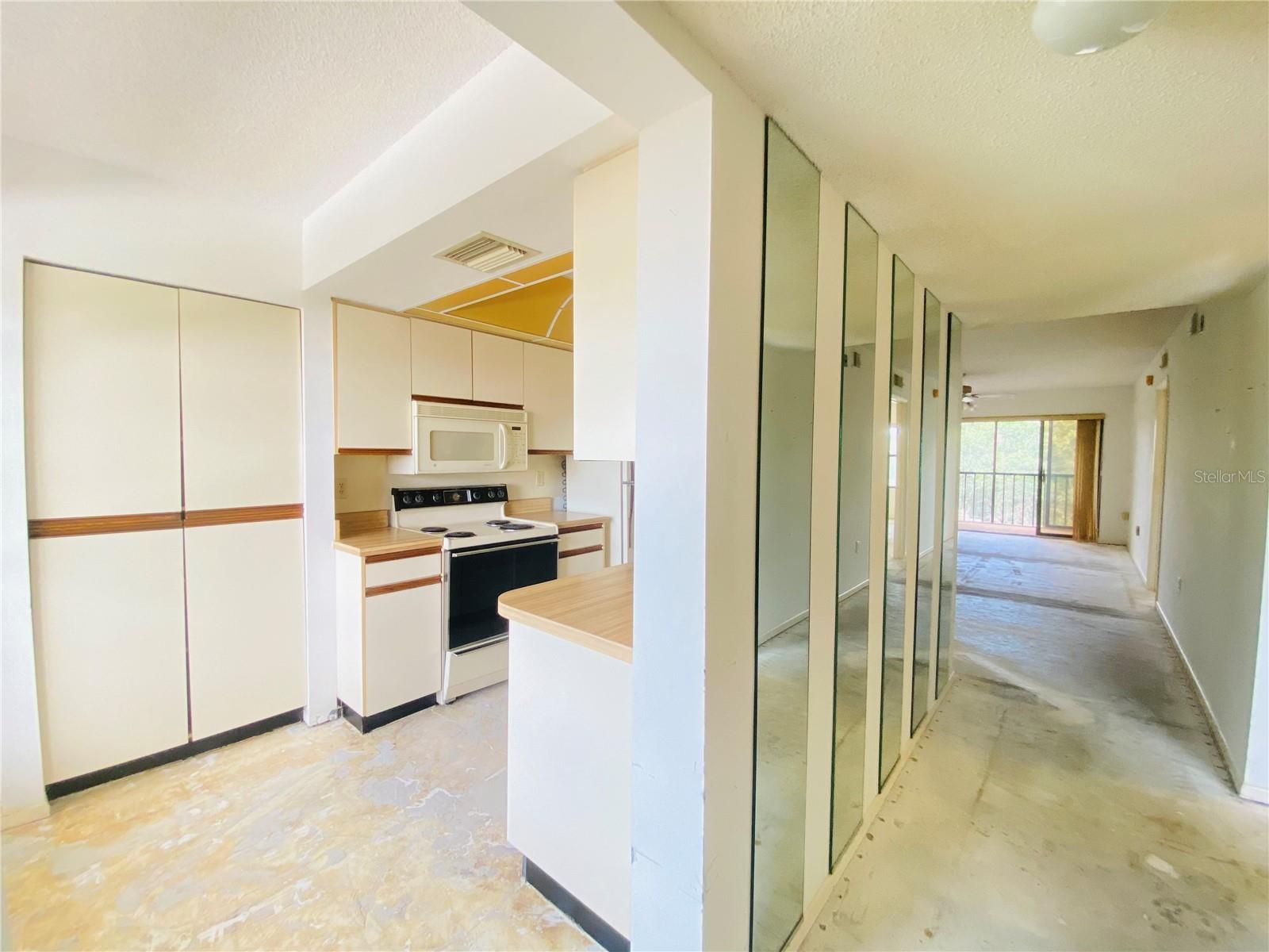 WOODPARK AT DESOTO SQUARE PH III - Residential