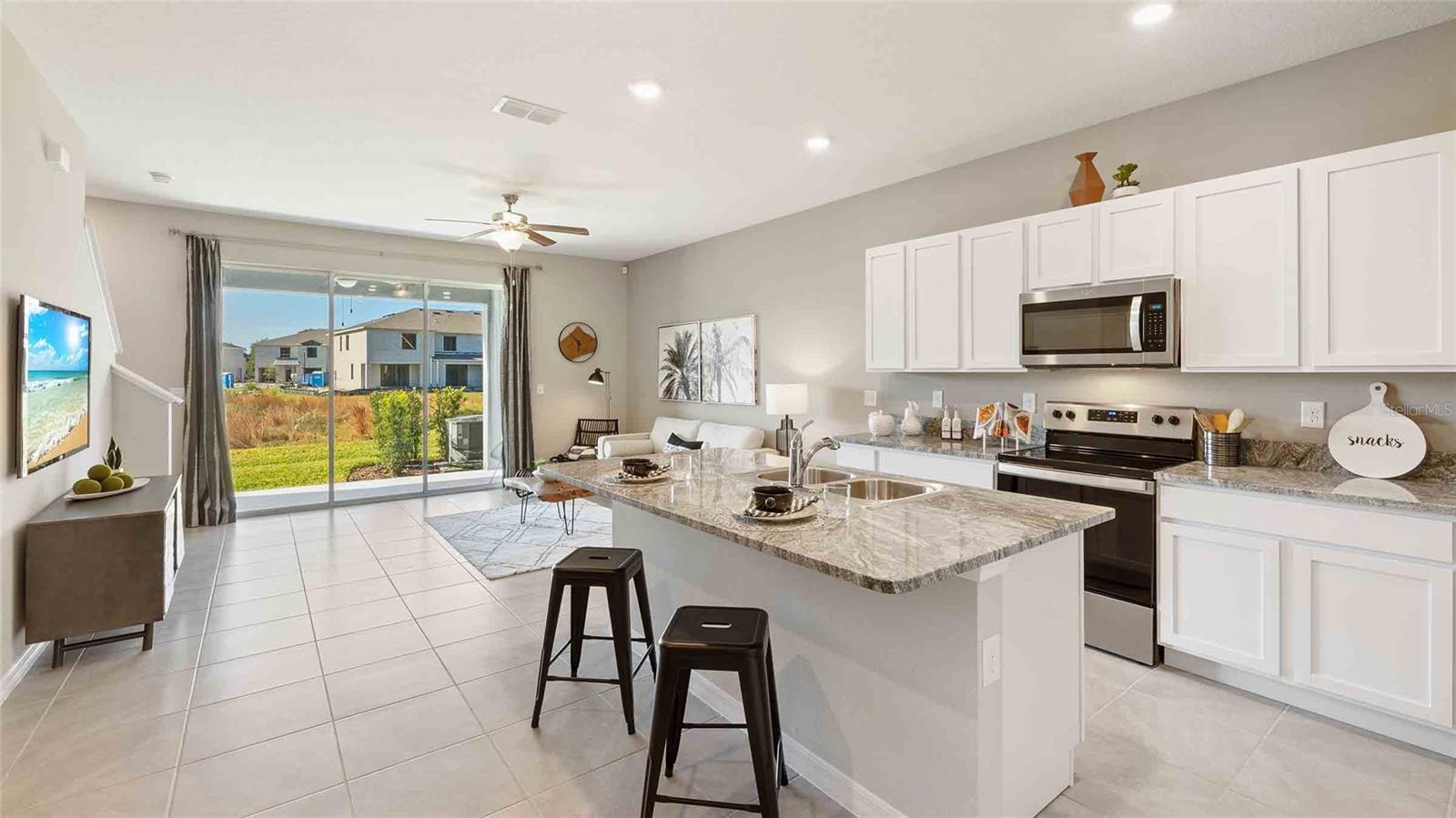 MANGROVE POINT - Residential