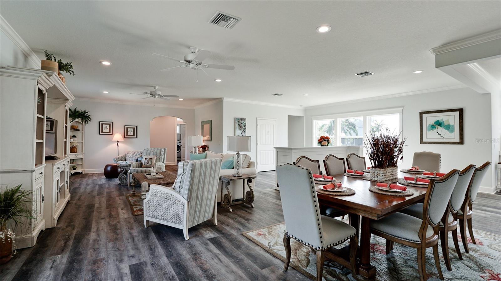 PALMA SOLA BAY GARDENS - Residential Lease