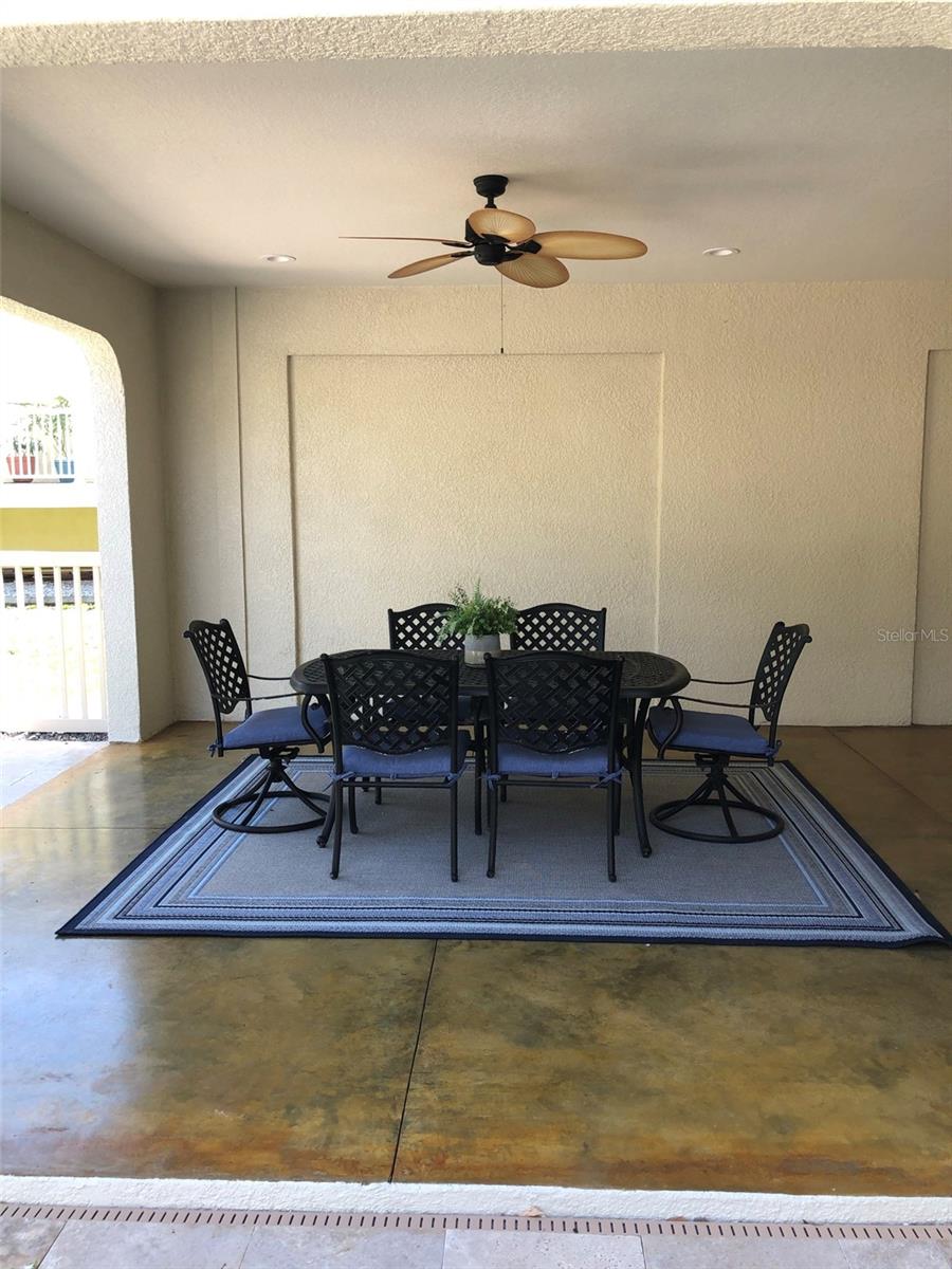 PALMA SOLA BAY GARDENS - Residential Lease