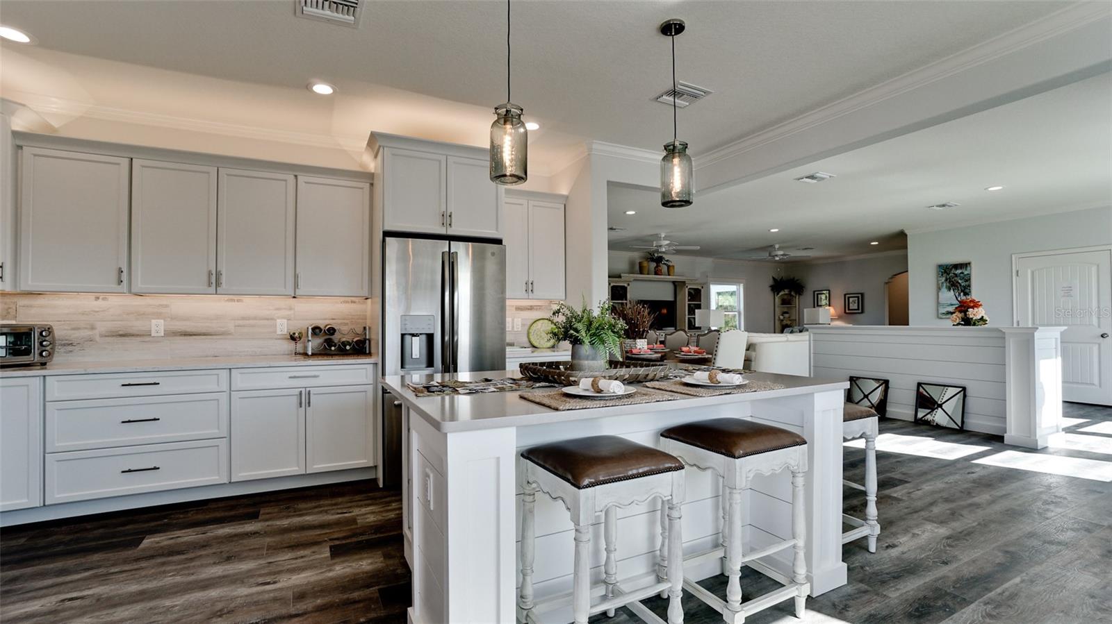 PALMA SOLA BAY GARDENS - Residential Lease