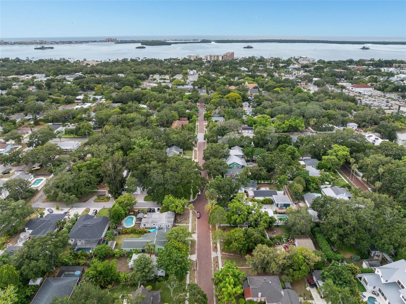 GROVE TERRACE - Residential