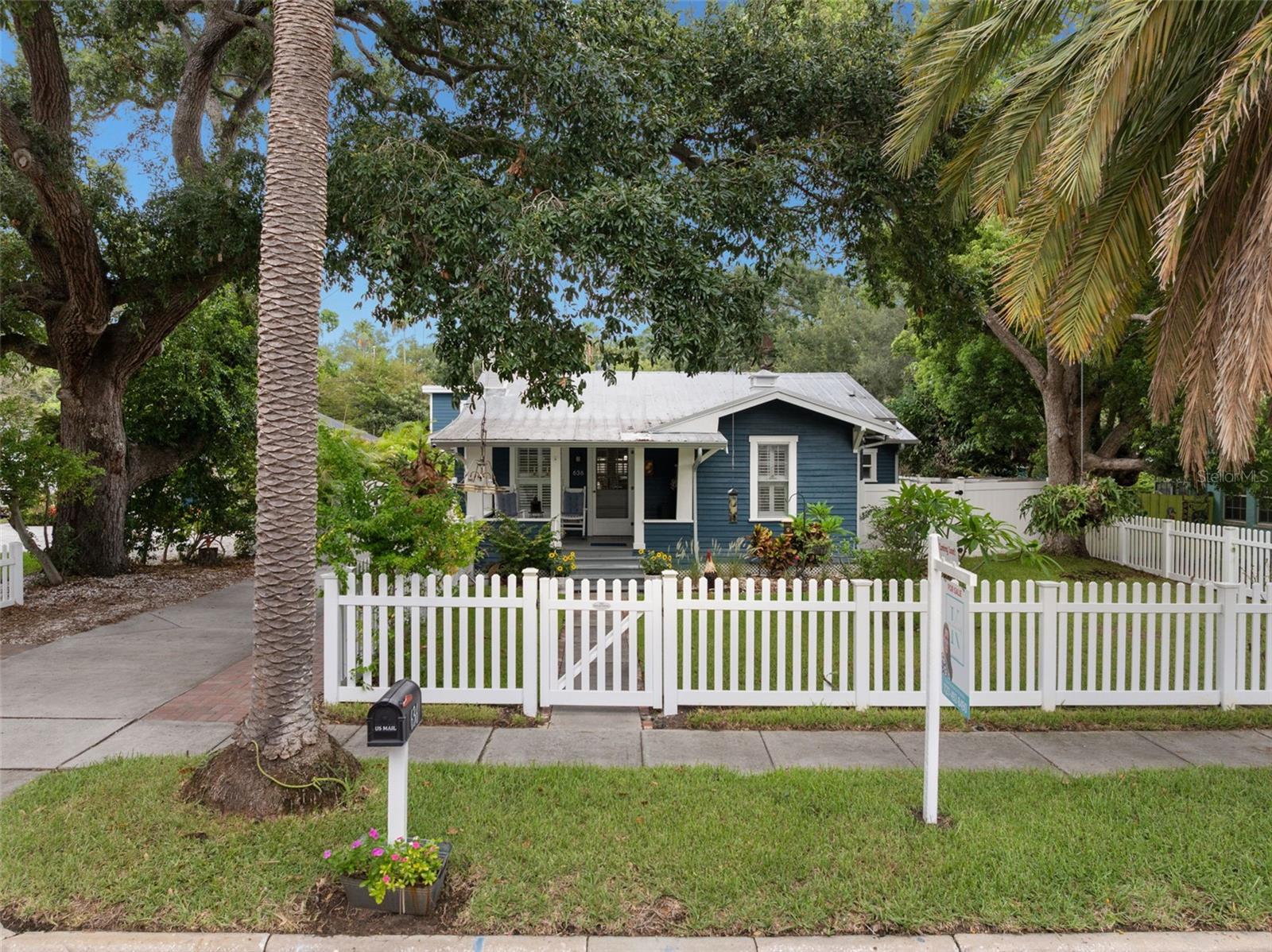 GROVE TERRACE - Residential