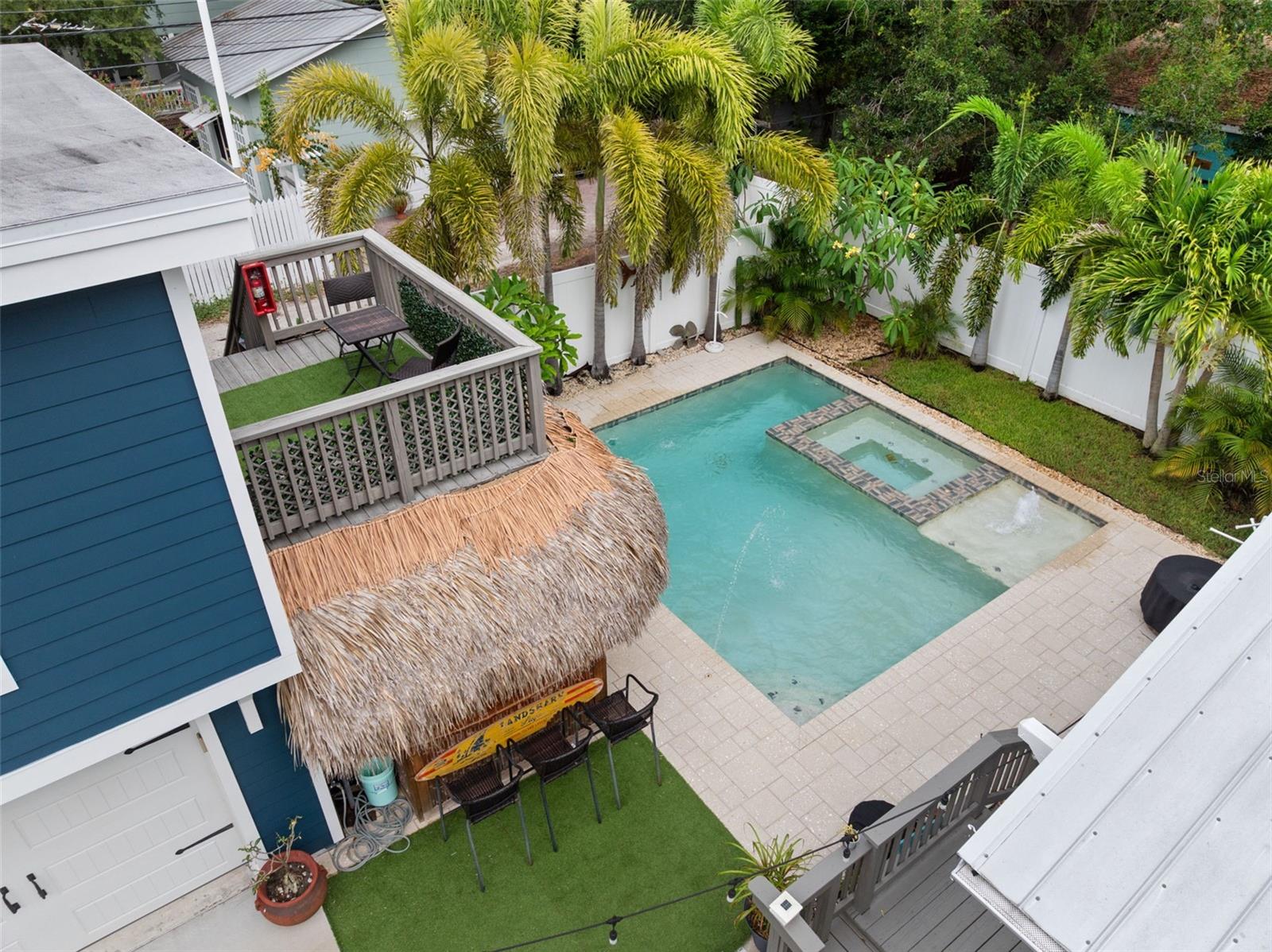 GROVE TERRACE - Residential