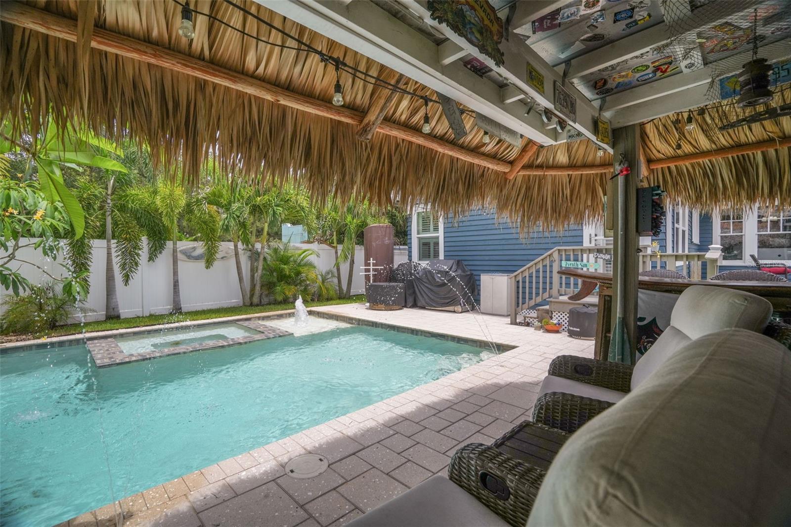GROVE TERRACE - Residential