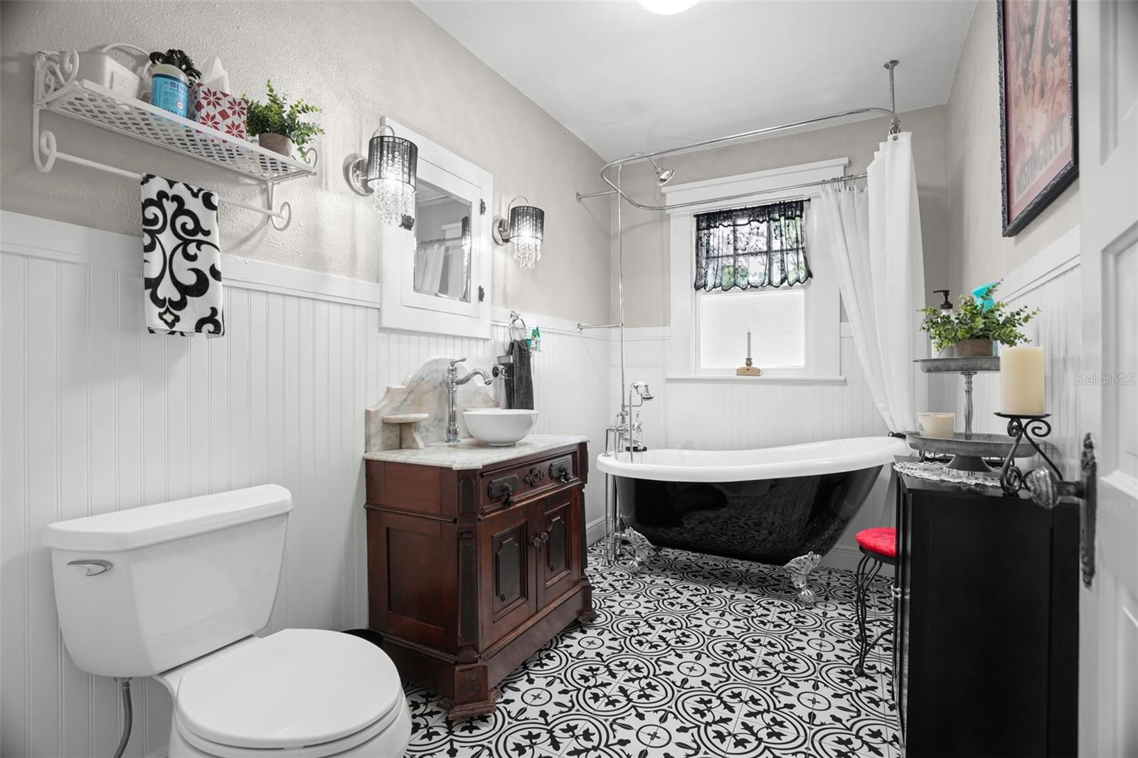 GROVE TERRACE - Residential