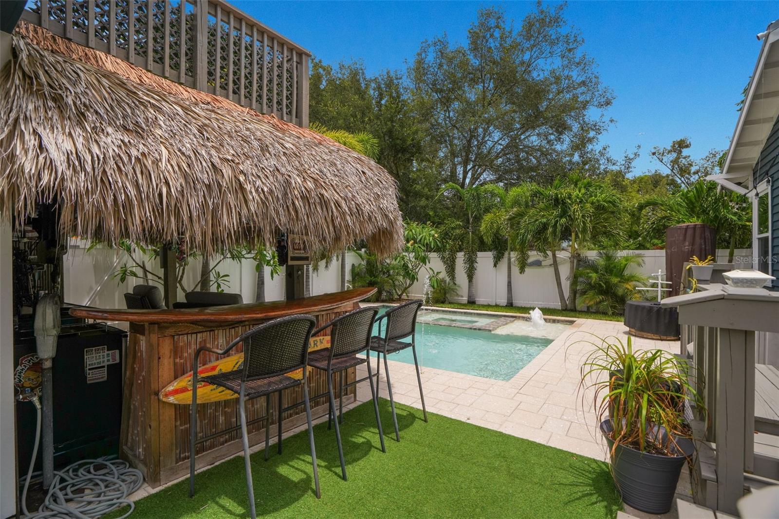 GROVE TERRACE - Residential
